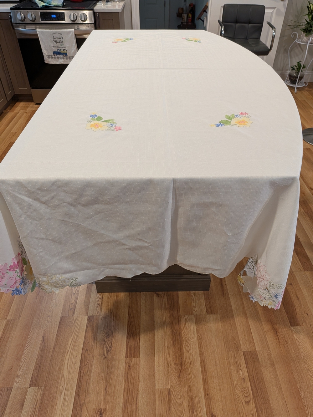 Embroidered Floral Cream Tablecloth100" x 60" - Neutral Dining Accent Vinta1960s
